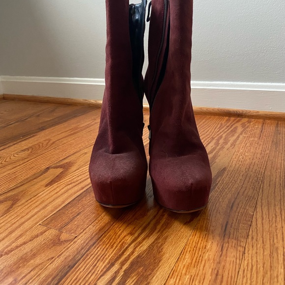 Alaïa Burgundy Suede Lace Up Ankle Boots - Size 7 - Picture 10 of 10
